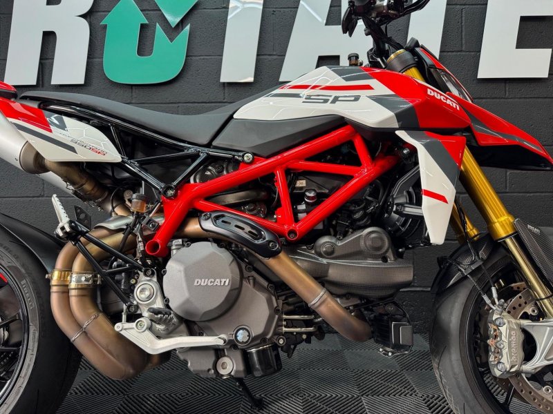 DUCATI Hypermotard