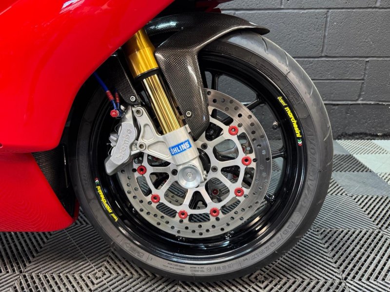 DUCATI 999