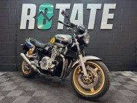 YAMAHA XJR1300