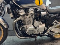 YAMAHA XJR1300