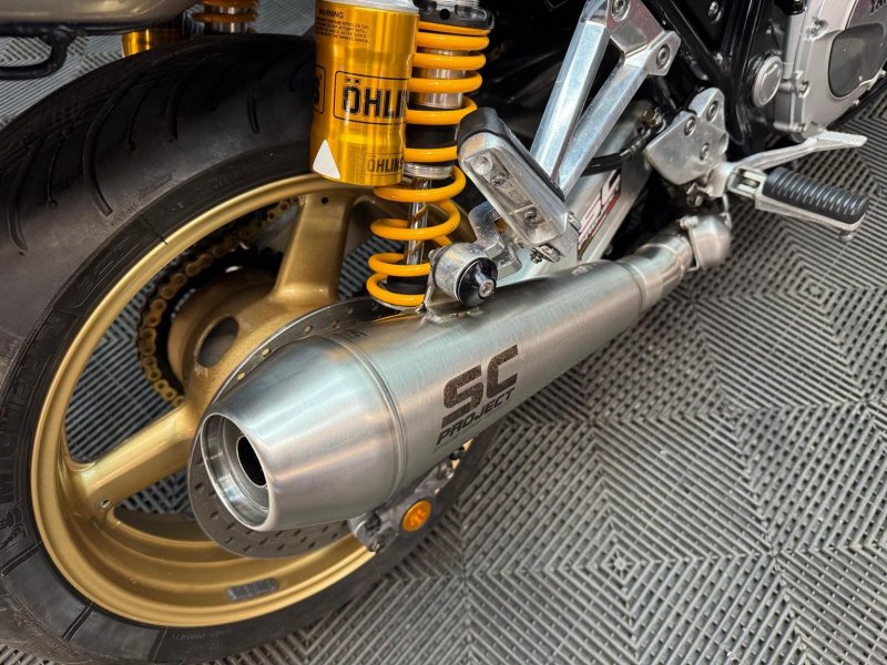 YAMAHA XJR1300