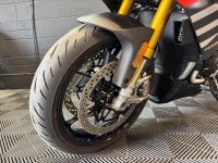 APRILIA Tuono 1100 V4