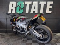 APRILIA Tuono 1100 V4