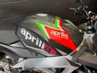 APRILIA Tuono 1100 V4