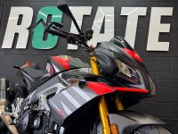 APRILIA Tuono 1100 V4