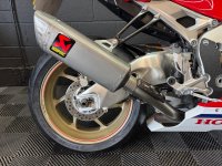HONDA CBR1000RR Fireblade