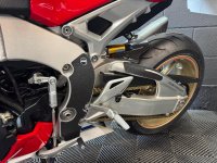 HONDA CBR1000RR Fireblade