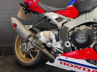 HONDA CBR1000RR Fireblade