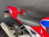 HONDA CBR1000RR Fireblade