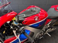 HONDA CBR1000RR Fireblade