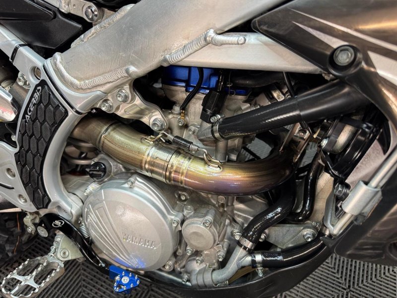 YAMAHA 