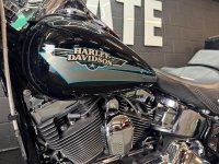 HARLEY-DAVIDSON Softail