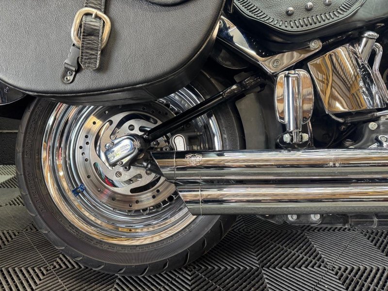 HARLEY-DAVIDSON Softail