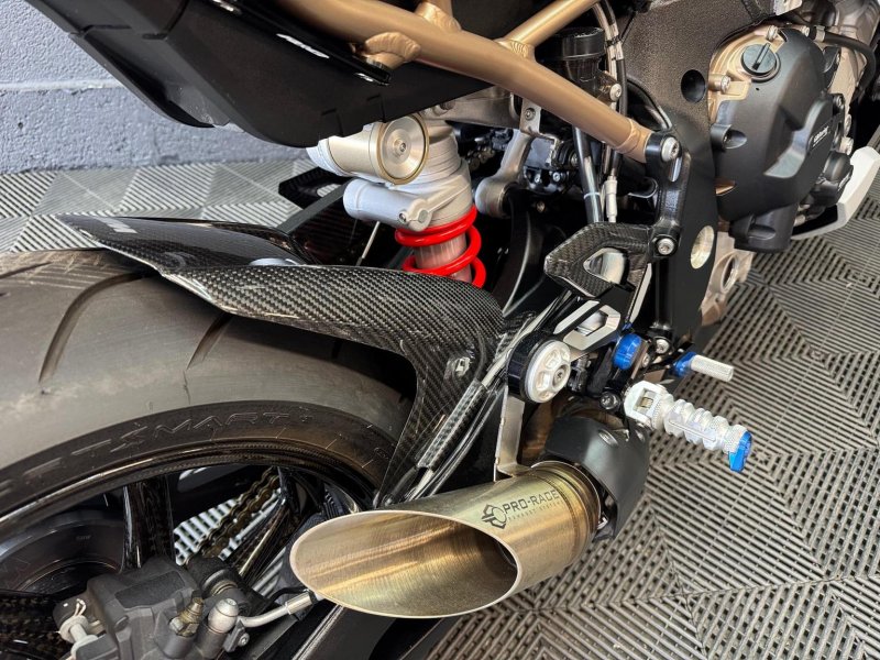 BMW S1000R