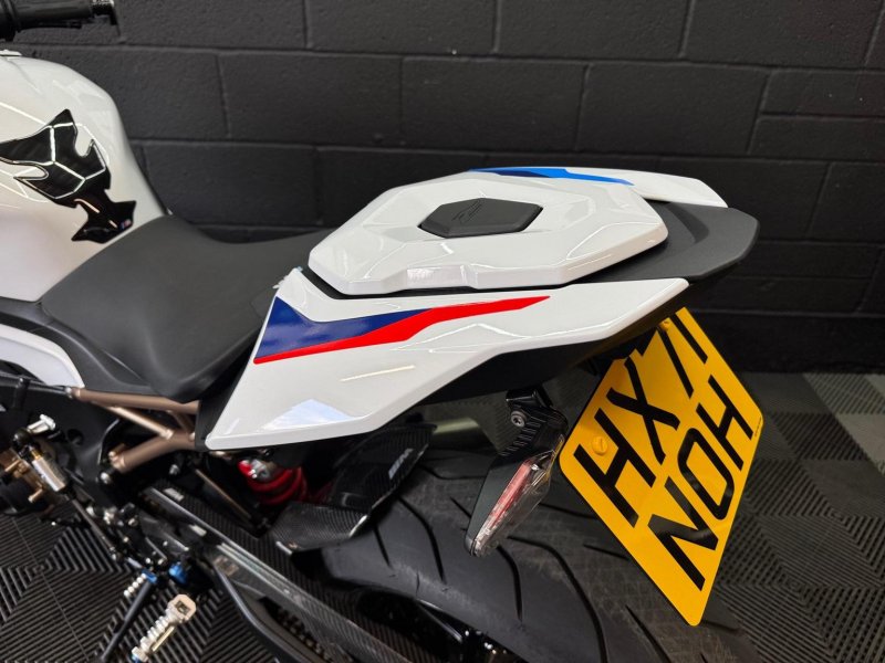 BMW S1000R