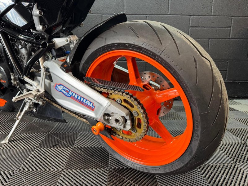 KTM RC8