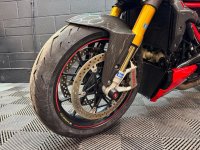 DUCATI Streetfighter
