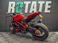 DUCATI Streetfighter