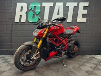 DUCATI Streetfighter