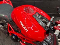 DUCATI Streetfighter