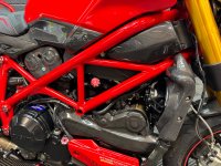 DUCATI Streetfighter