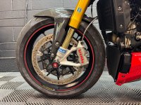 DUCATI Streetfighter