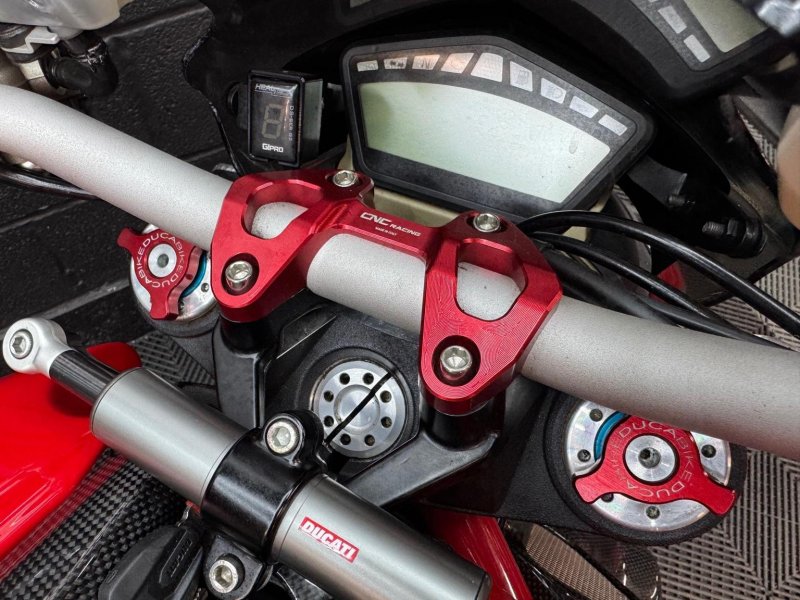 DUCATI Streetfighter
