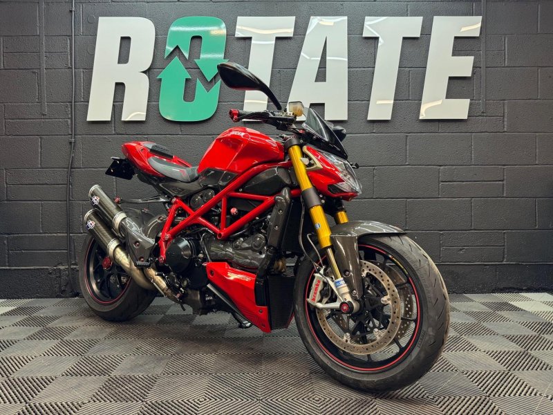 DUCATI Streetfighter