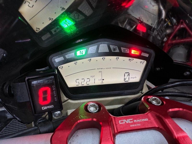 DUCATI Streetfighter