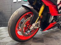 APRILIA Tuono 1100 V4