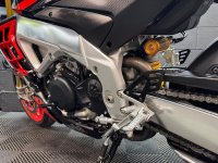 APRILIA Tuono 1100 V4