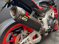 APRILIA Tuono 1100 V4