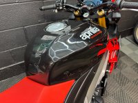 APRILIA Tuono 1100 V4
