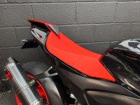 APRILIA Tuono 1100 V4