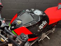 APRILIA Tuono 1100 V4