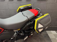 DUCATI 