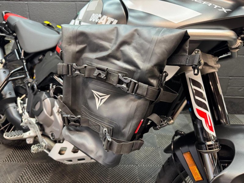 DUCATI 