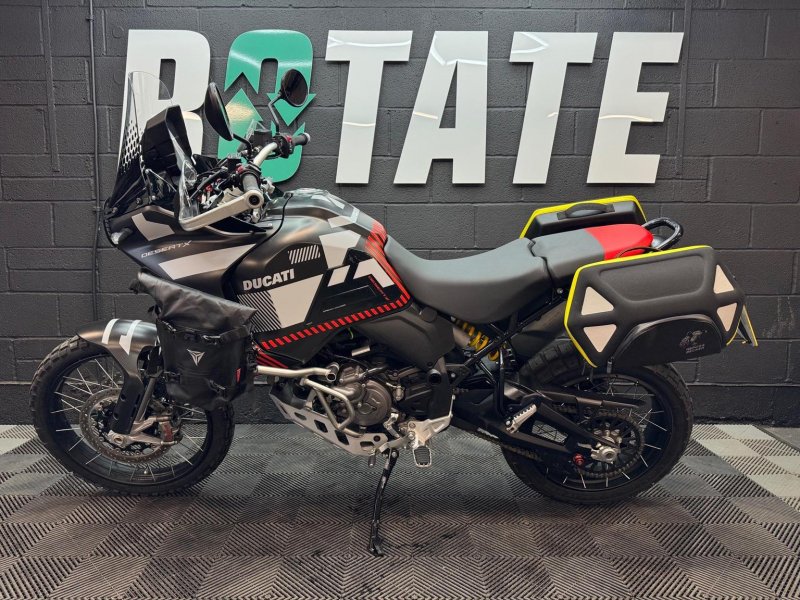 DUCATI 