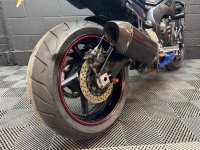 YAMAHA FZ1