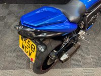 YAMAHA FZ1