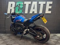 YAMAHA FZ1