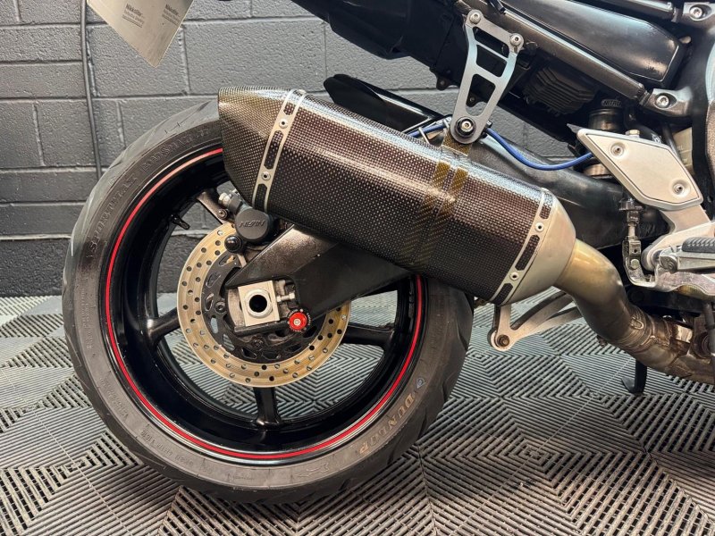 YAMAHA FZ1
