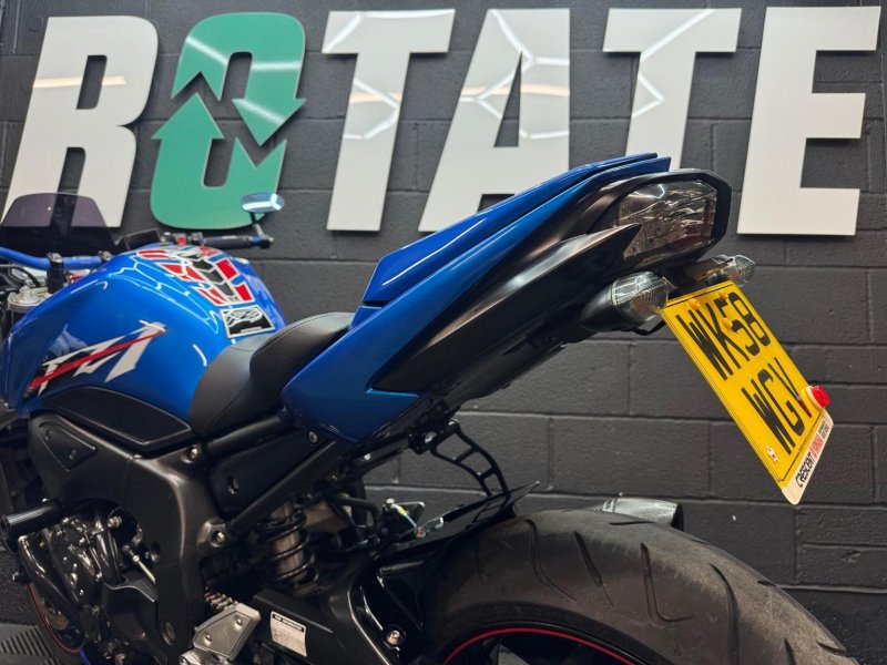 YAMAHA FZ1