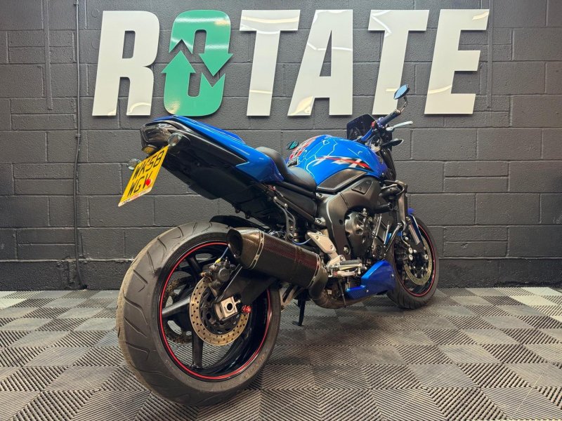 YAMAHA FZ1