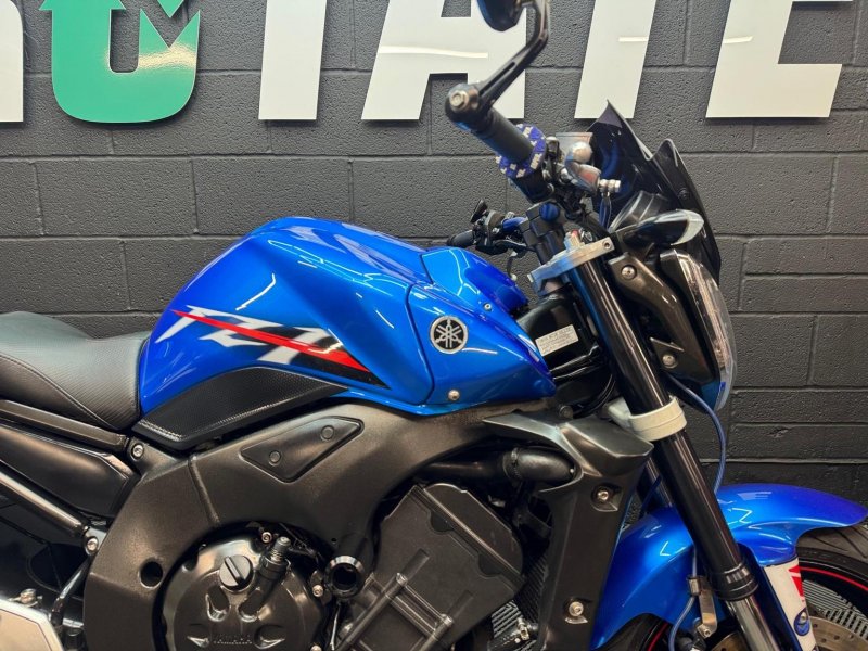 YAMAHA FZ1