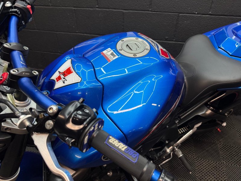 YAMAHA FZ1