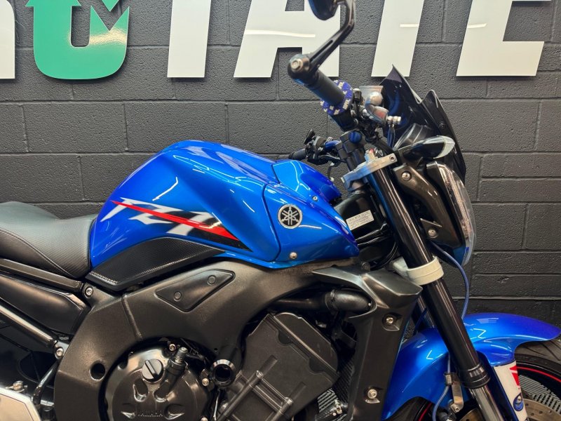 YAMAHA FZ1