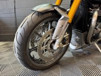 TRIUMPH THRUXTON 1200 RS