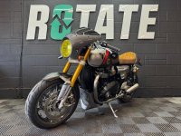 TRIUMPH THRUXTON 1200 RS