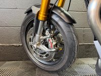 TRIUMPH THRUXTON 1200 RS